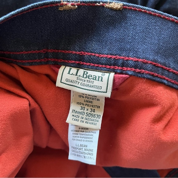 L. L. Bean Men’s Lined Straight-Leg Dark Wash Jeans - Picture 6 of 8